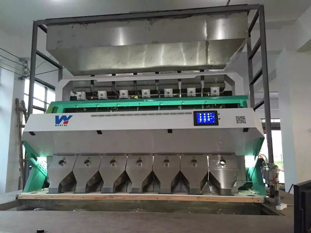 Hoge capaciteit rijstkleur sorteermachine 0,3 - 0,9t/h 2 jaar sorteren nauwkeurigheid 99,5 - 99,9%