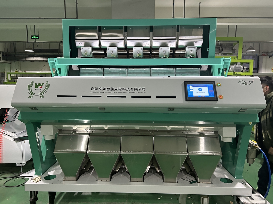 Hoog efficiënte 220V / 50HZ rijstkleur sorteermachine voor nauwkeurig sorteren van gekookte rijst