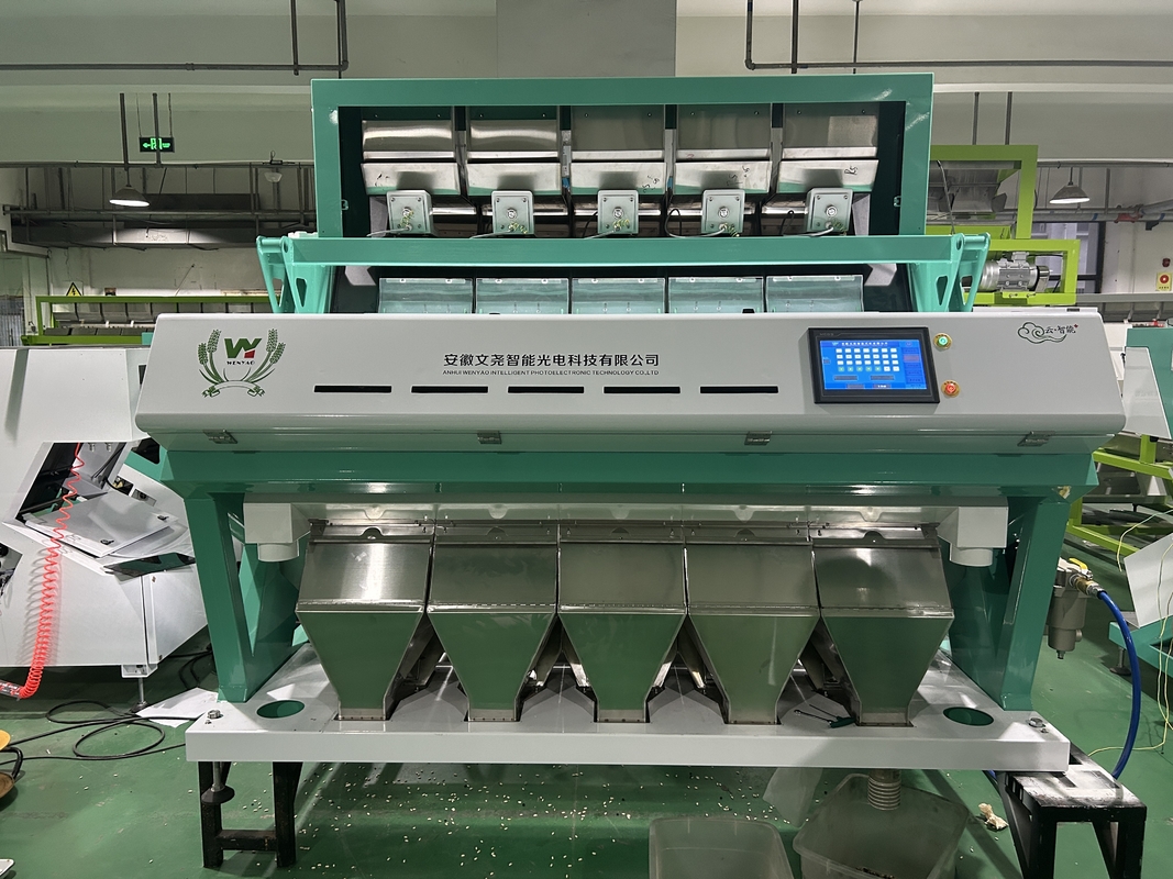 Hoog efficiënte 220V / 50HZ rijstkleur sorteermachine voor nauwkeurig sorteren van gekookte rijst