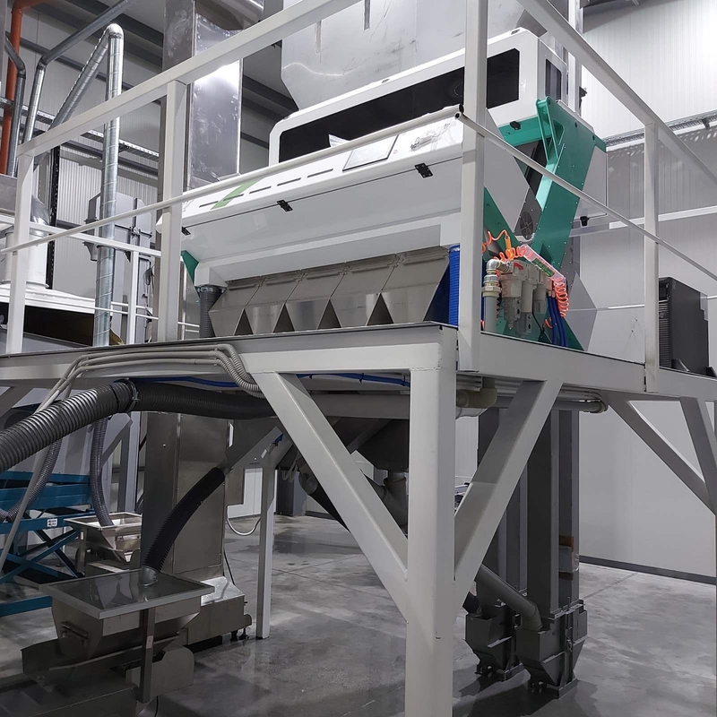 Macadamia Noot Hazelnoot Kleur Sorteermachine En Hazelnoot Kleur Separator Machine voor gescheiden Hazelnoot kern en schelp