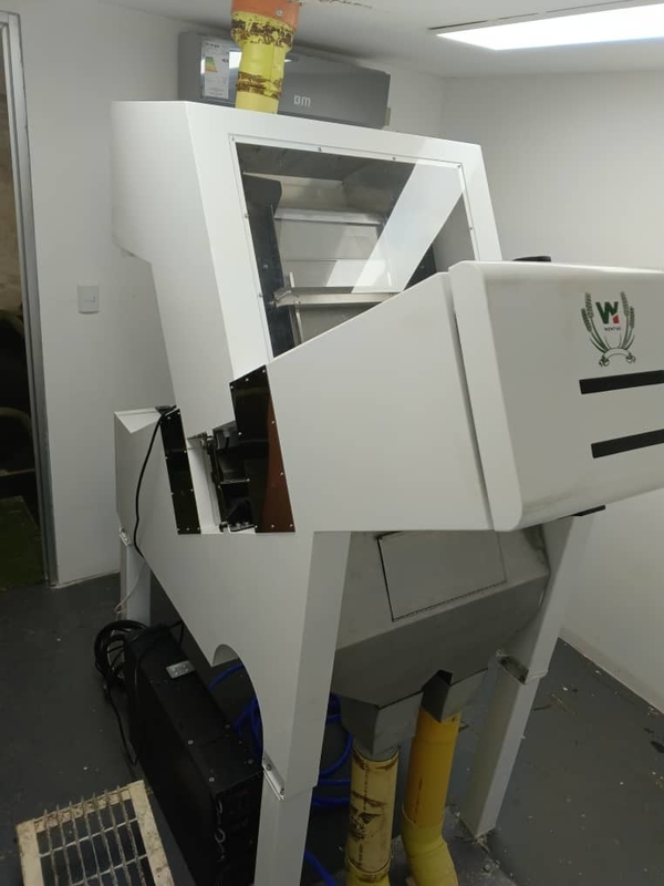 99.99% Sorteringsnauwkeurigheid Coconut Color Sorter RGB Full Color Cameras Color Sorter