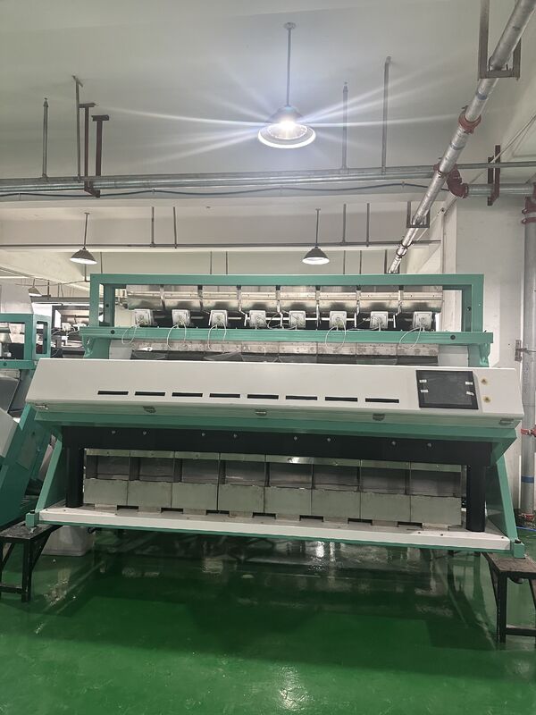 CE gecertificeerde automatische graan optische kleur sorteermachine zwarte bonen koffiebonen linzen kleur sorteermachine te koop 2026