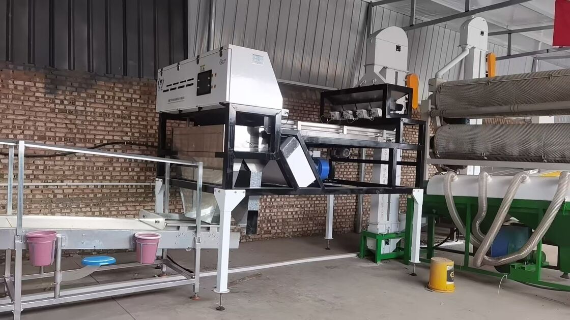 High Precision Quartz Color Sorting Machine met 99,99% nauwkeurigheid en dubbelzijdige camera detectie voor silica zand scheiding