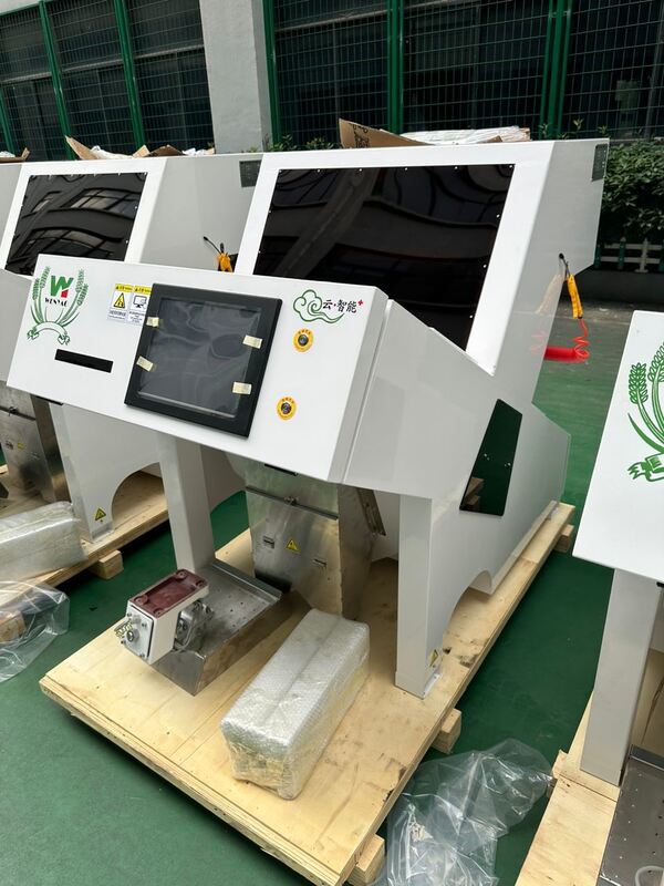 Nootmuskaat Pinda Sorteermachine voor het Verwijderen van Aflatoxine Deeltjes met UV Licht Technologie