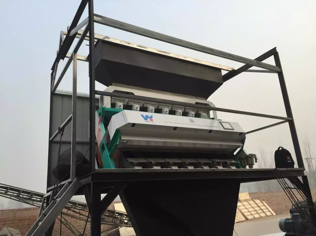 Geblancheerde de Sorteerdersmachine van de Rijstkleur met Metaaluitwerper
