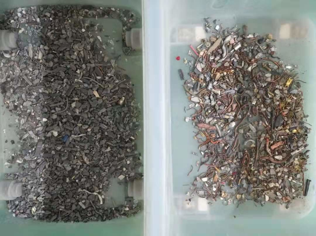 Snelle snelheid hoge nauwkeurigheid AI Aluminium kopervlokken Kleur sorteren machine Separator