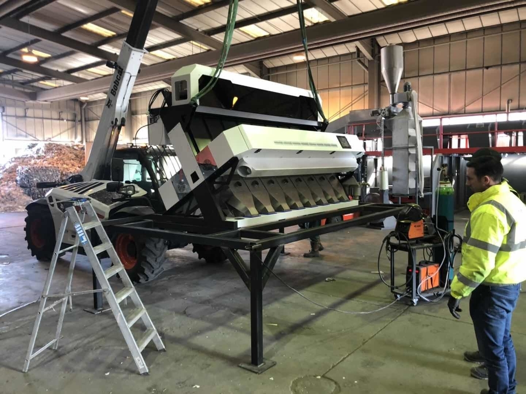Optische CCD-de Sorteermachine4000kg/h Productie van de Cameratarwe 320 Kanalen